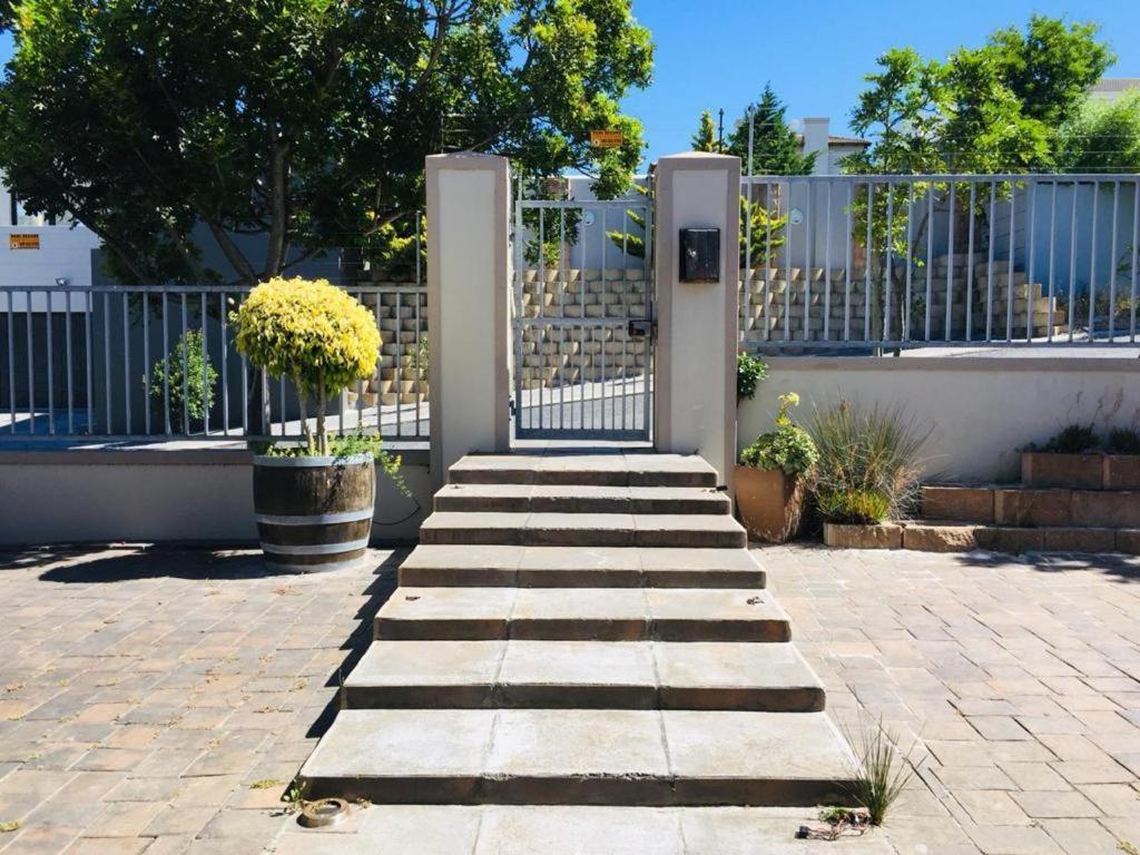 Harbour Close Boutique Villa ケープタウン エクステリア 写真